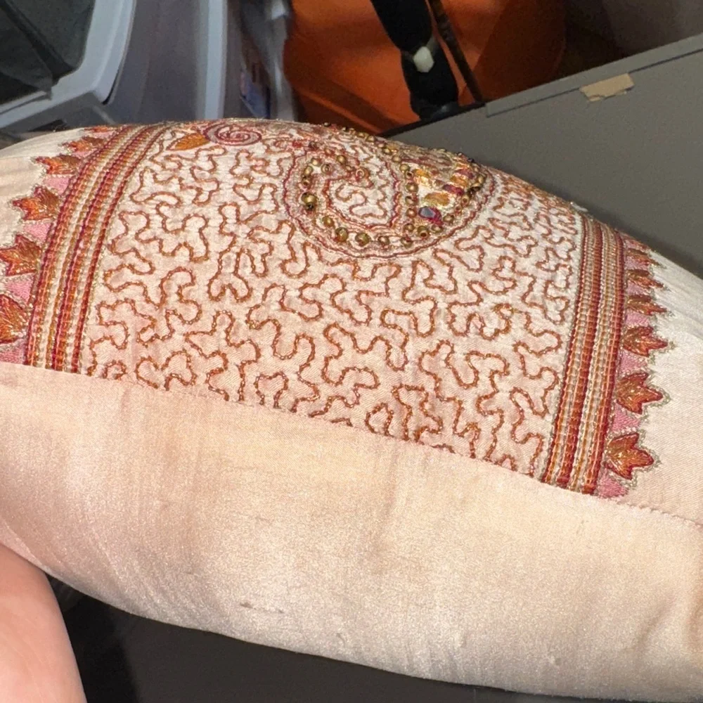 Embroidered Beige Pillow with Paisley Design - Picture 11 of 12